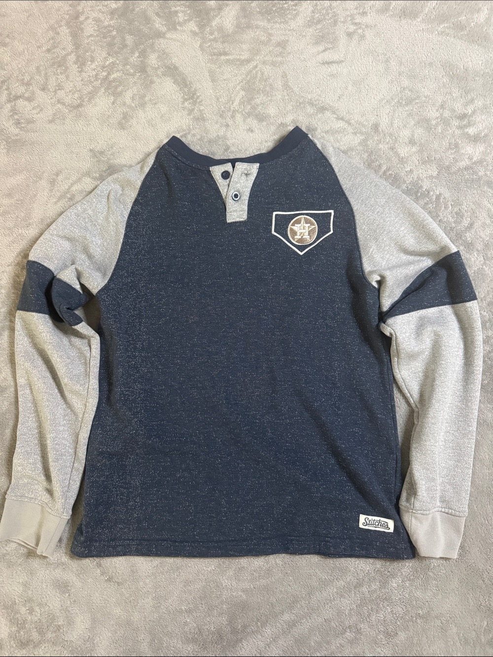 Stitches Houston Astros Navy and Gray Raglan Henley Top